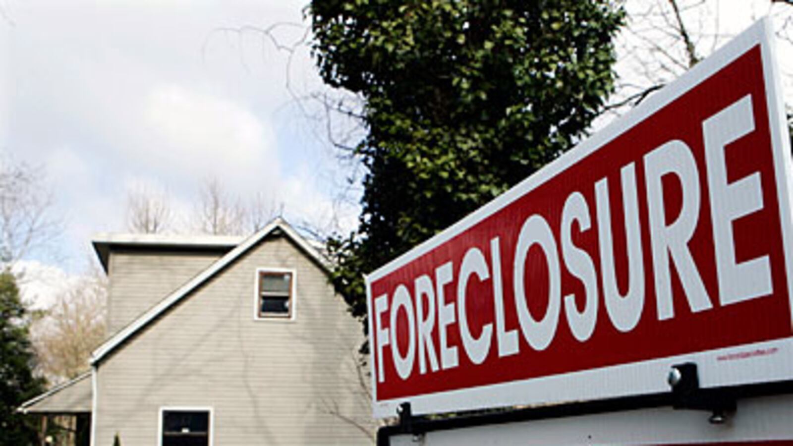 cheats/2009/09/09/more-foreclosures-on-the-horizon/foreclosed-home_lgwgrw
