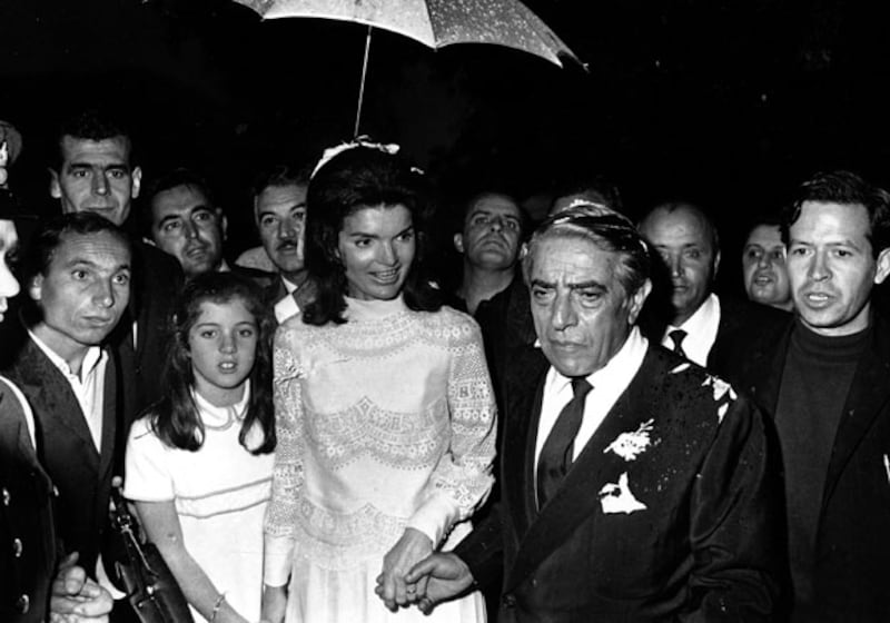 galleries/2009/07/28/the-best-of-jackie-o/jackies-80th---9_ghq3ru