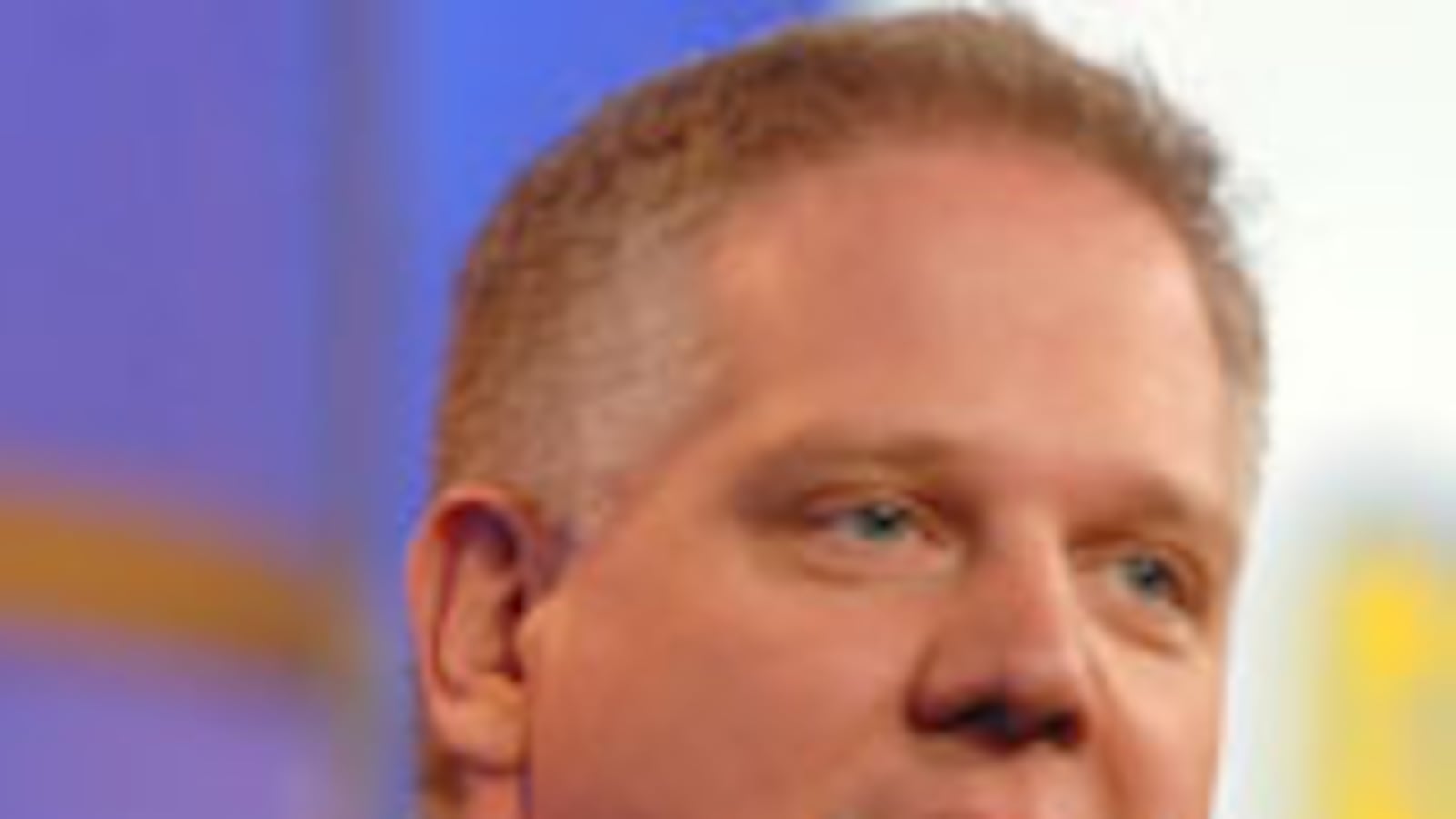articles/2009/11/23/glenn-beck-community-organizer/friedersdorf-beck_65010_zpyh6l