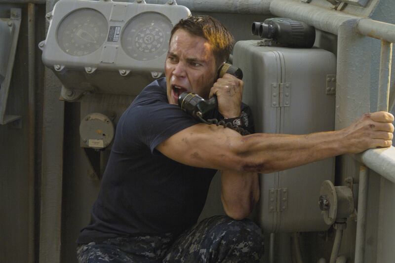 galleries/2012/05/01/summer-movie-preview-prometheus-the-dark-knight-rises-the-avengers-more-photos/battleship-summer-preview_bmt40t