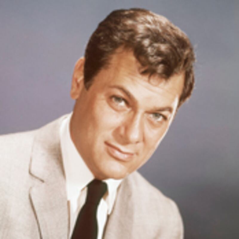 articles/2010/10/01/let-me-in-the-social-network-tony-curtis-memoir-and-more-yes-list-culture-picks/tony-curtis_130523_hgszny