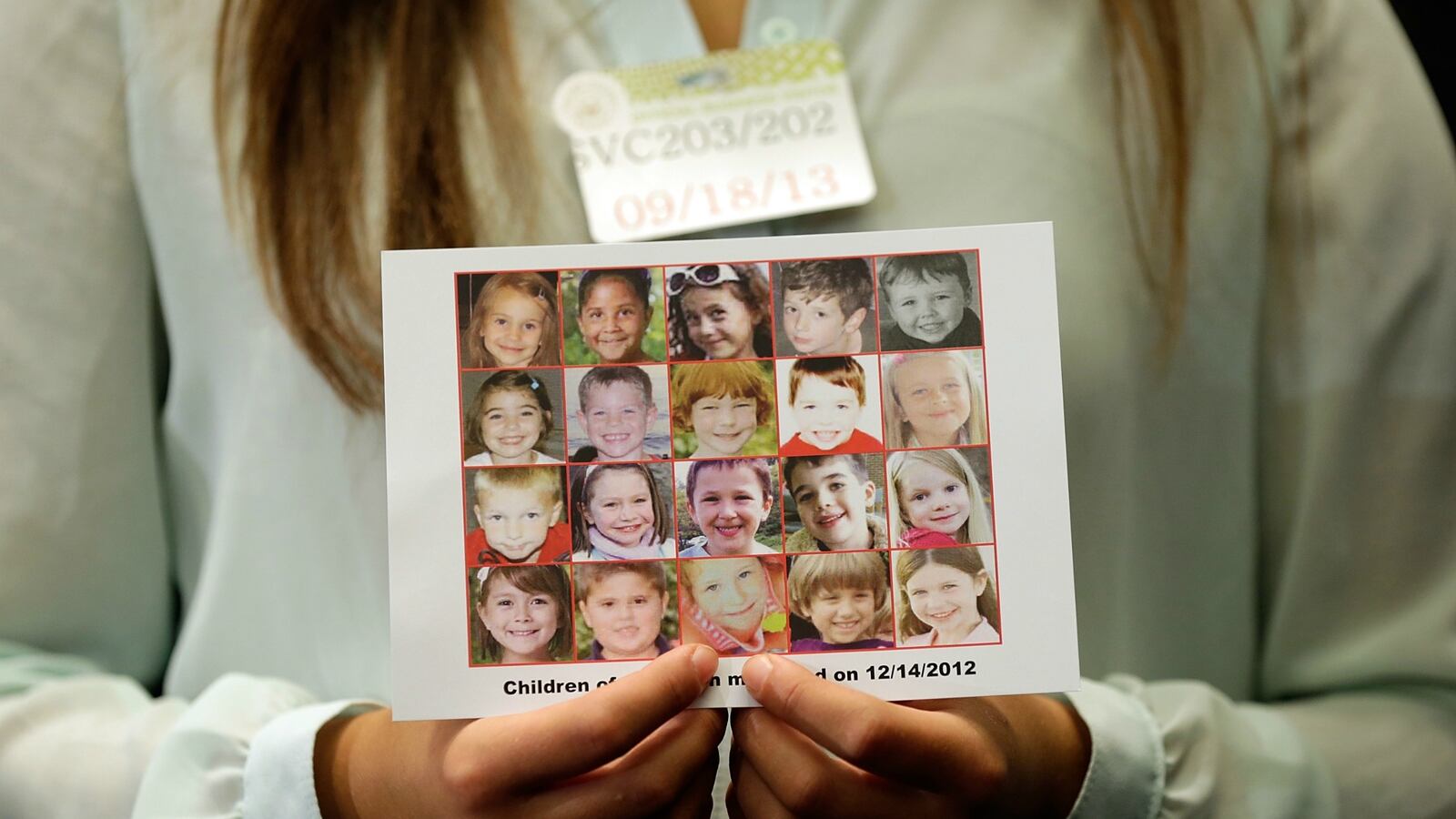 cheats/2014/12/09/sandy-hook-parents-intend-to-sue/141209-sandy-hook-cheat_pbs4sw