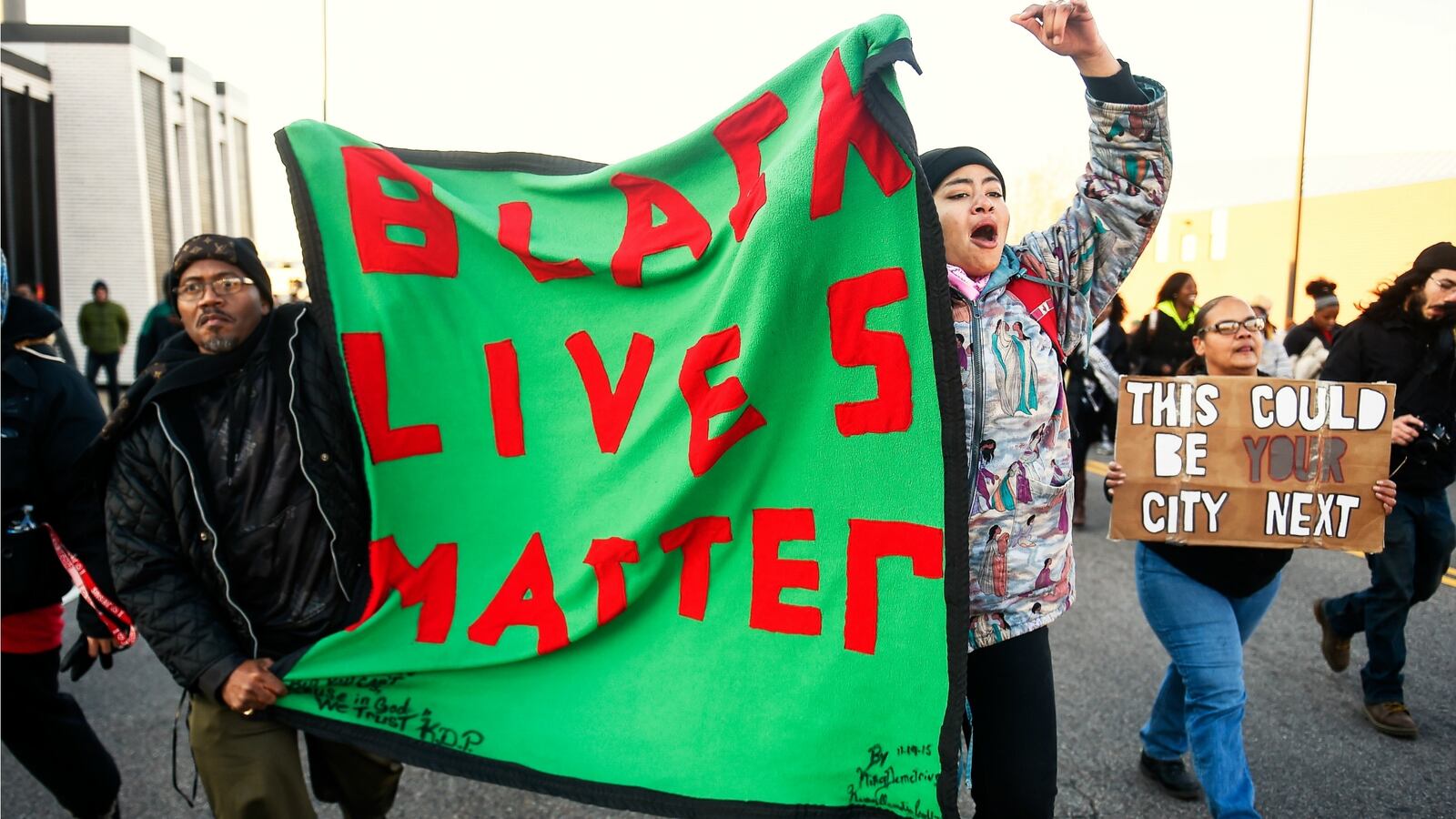 cheats/2016/03/30/cops-not-charged-in-jamar-clark-case/160330-jamar-clark-protest-cheat_zuryzc