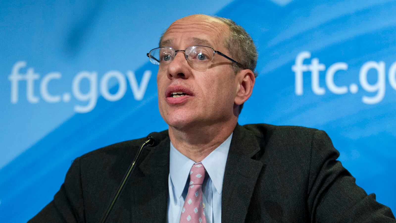 articles/2013/01/03/google-emerges-largely-unscathed-from-a-government-investigation-into-its-competitive-practices/google-ftc-investigation-zeitlin-tease_xtqhuv