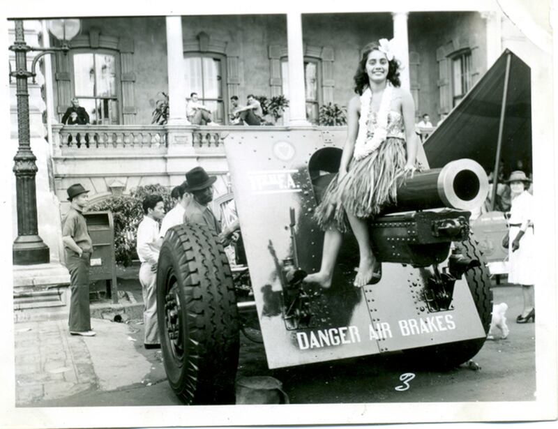 galleries/2014/12/07/inside-the-pearl-harbor-attack-photos/141205-pearl-harbor-03_frpwaf