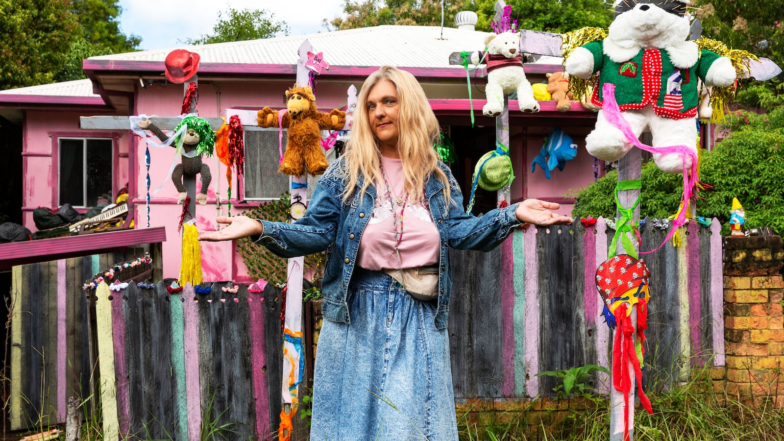 190419-longo-lunatics-tease_e8rvmn