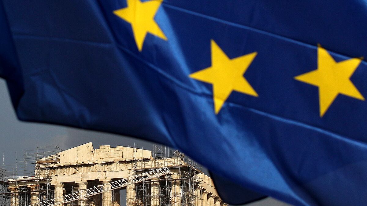 cheats/2012/05/28/greek-euro-exit-fears-ease/greece-euro-cheat_kdhoc8