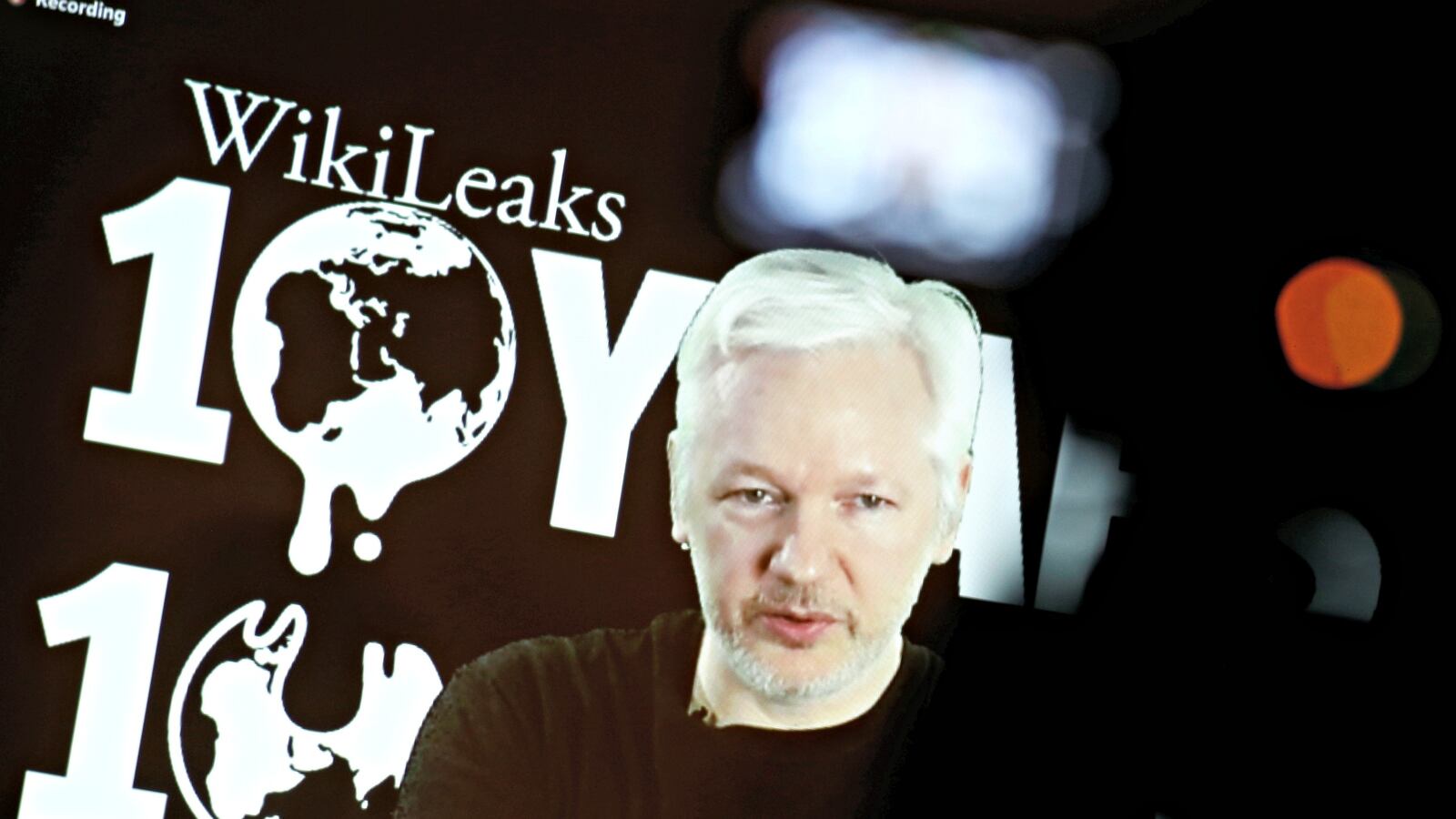 cheats/2016/11/14/assange-faces-swedish-prosecutor-in-london/161114-wikileaks-assange-cheat_wzigfg