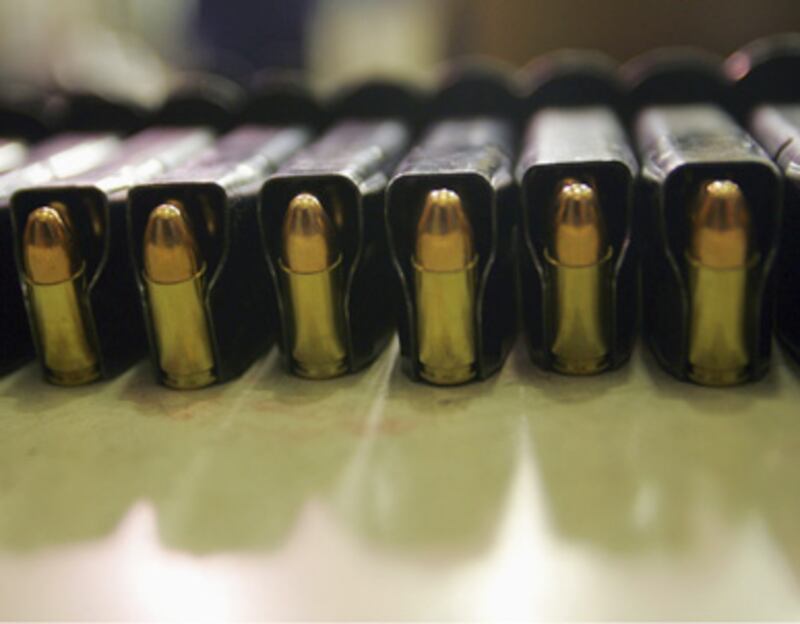 articles/2011/01/11/arizona-shooting-will-the-gun-lobby-win-again/stone-nra_152122_vpxlxp