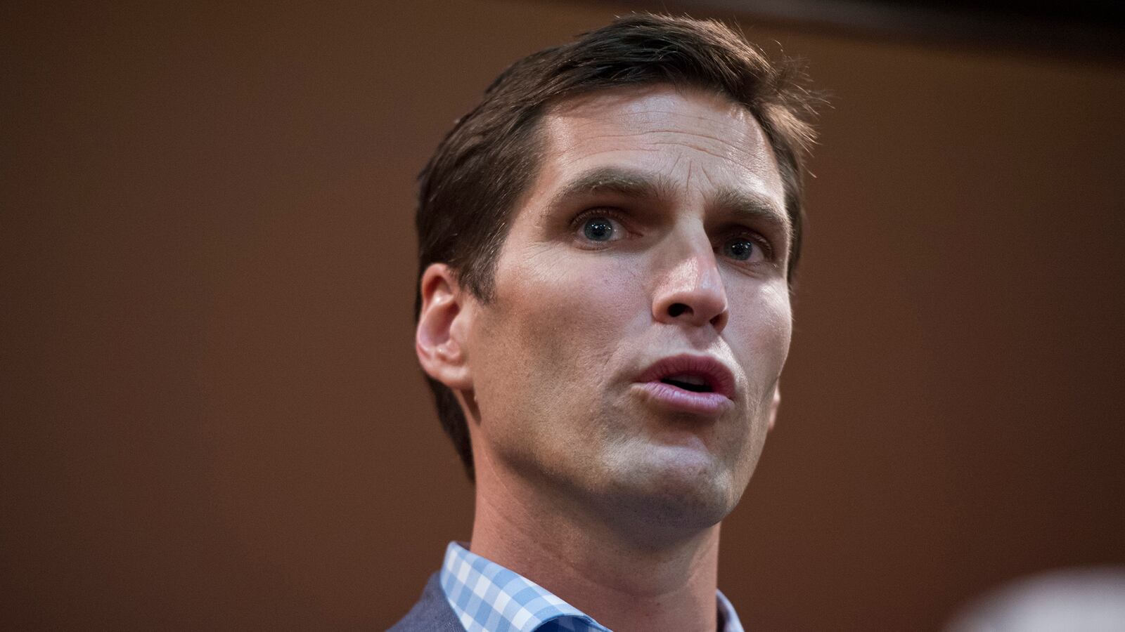 cheats/2013/11/29/romney-son-tweets-wreck-herocism/130523-josh-romney-cheat-tease_abiktv