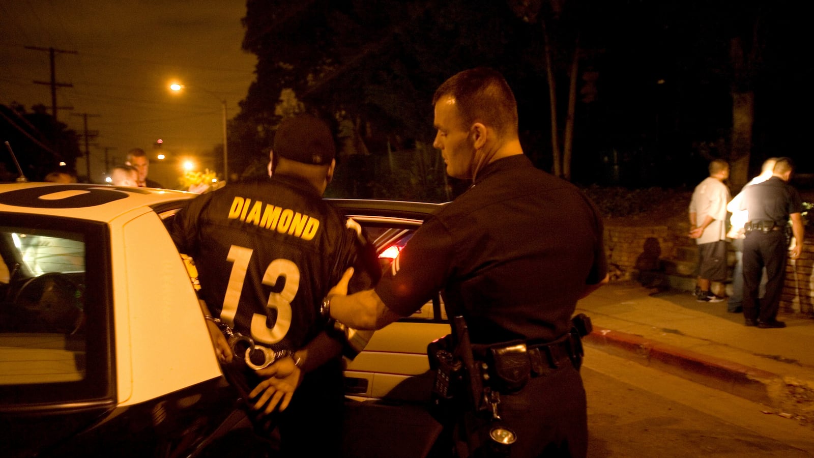 articles/2012/12/24/vianna-roman-alleged-queen-of-l-a-s-harpys-gang/vianna-roman-pelisek-tease_wppqtn