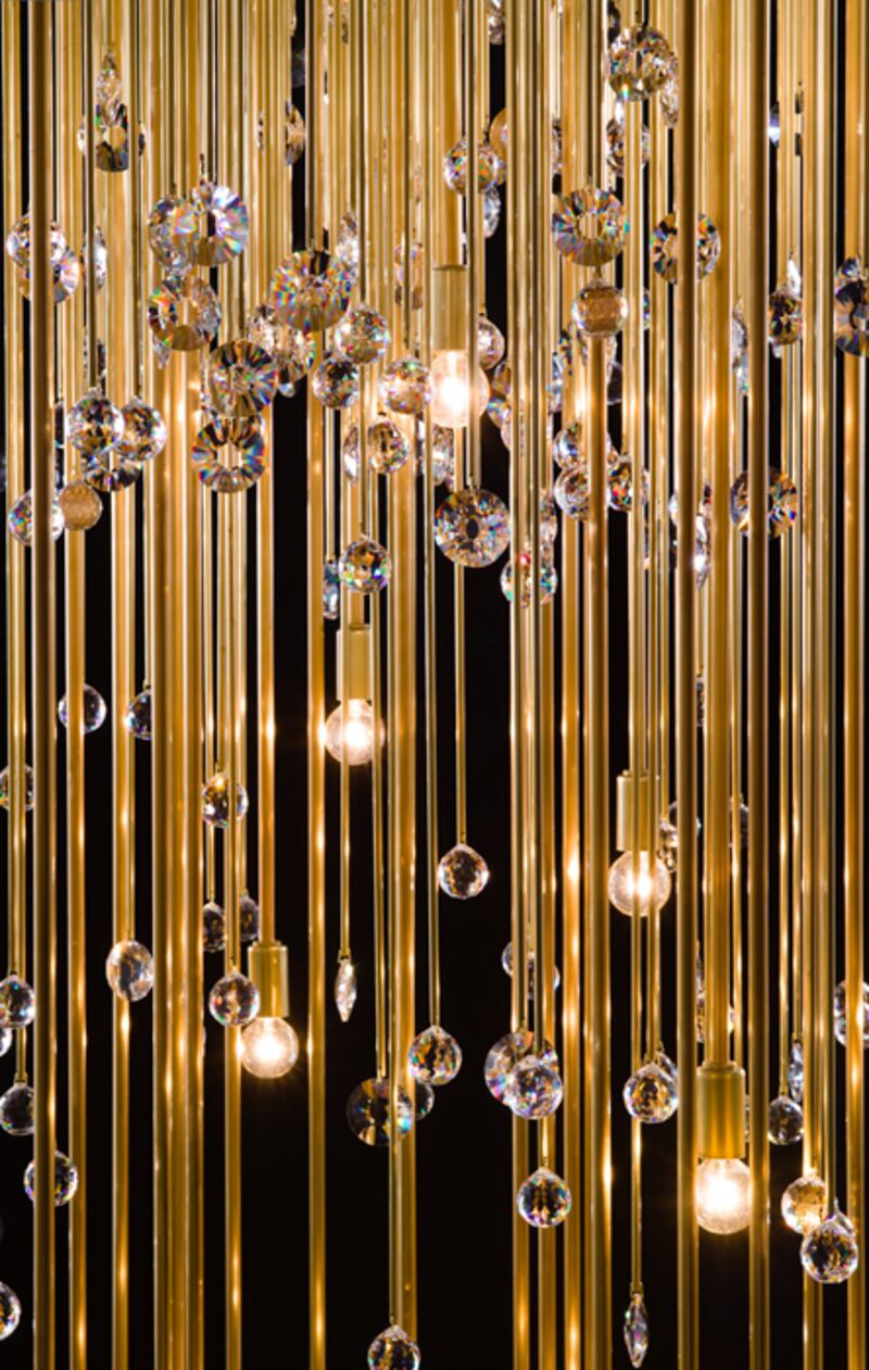 galleries/2012/06/22/josiah-mcelheny-shows-radical-glass-art-at-the-institute-for-contemporary-art-in-boston-photos/gal-gopnik-josiah-mcelheny-7_ufmnty