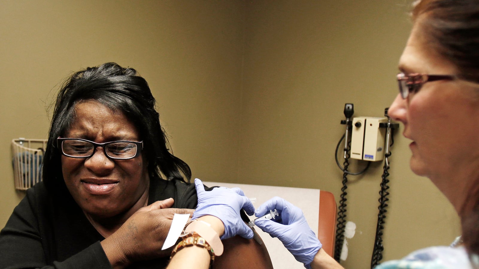 cheats/2013/01/12/cuomo-declares-health-emergency-in-new-york/130111-flu-us-widespread-cheat_m9eoxc