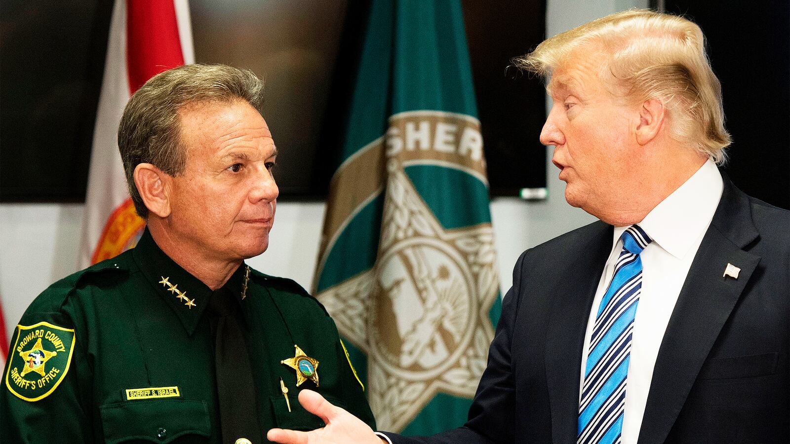 180226-dalu-sherriff-trump-tease_igrplg