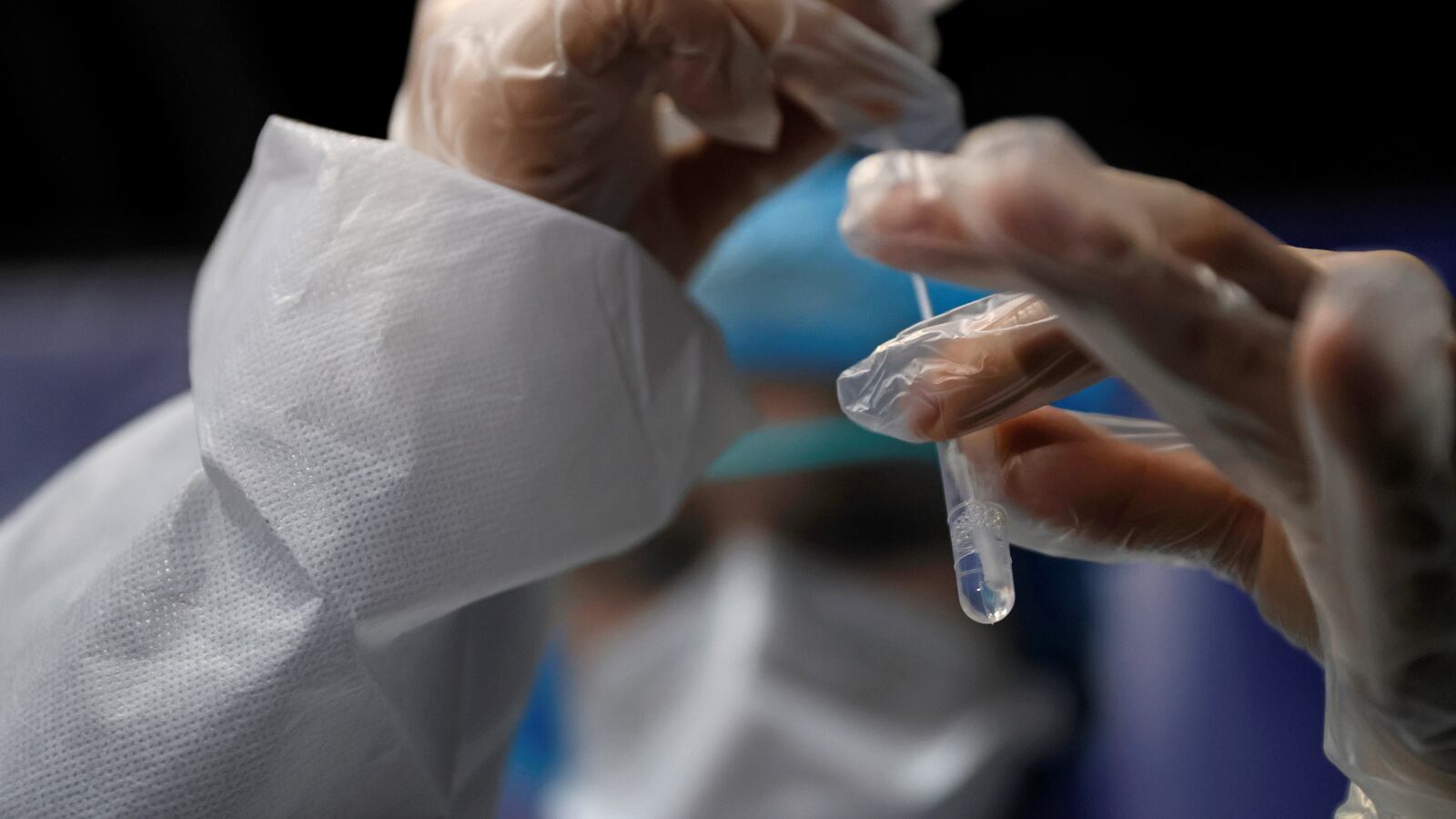 2021-02-18T113433Z_1582031413_RC2ZUL9ZVN0T_RTRMADP_3_HEALTH-CORONAVIRUS-FRANCE-VARIANT_x34hgo