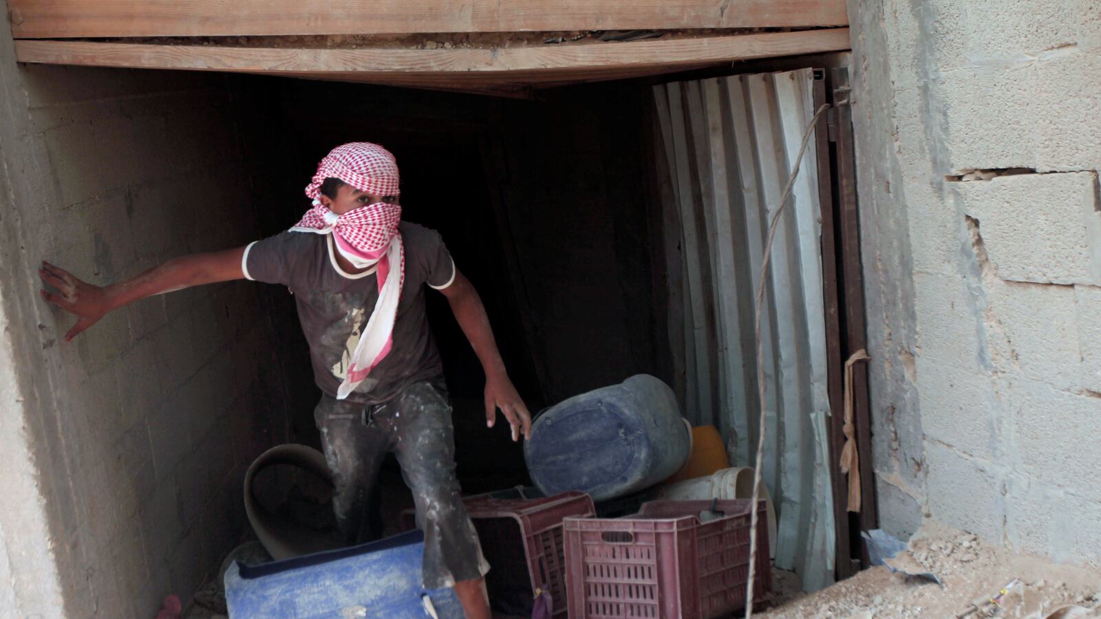 articles/2013/02/28/why-should-the-us-accept-a-gangster-s-paradise/why-should-the-us-accept-a-gangster-s-paradise-image_f35hbs