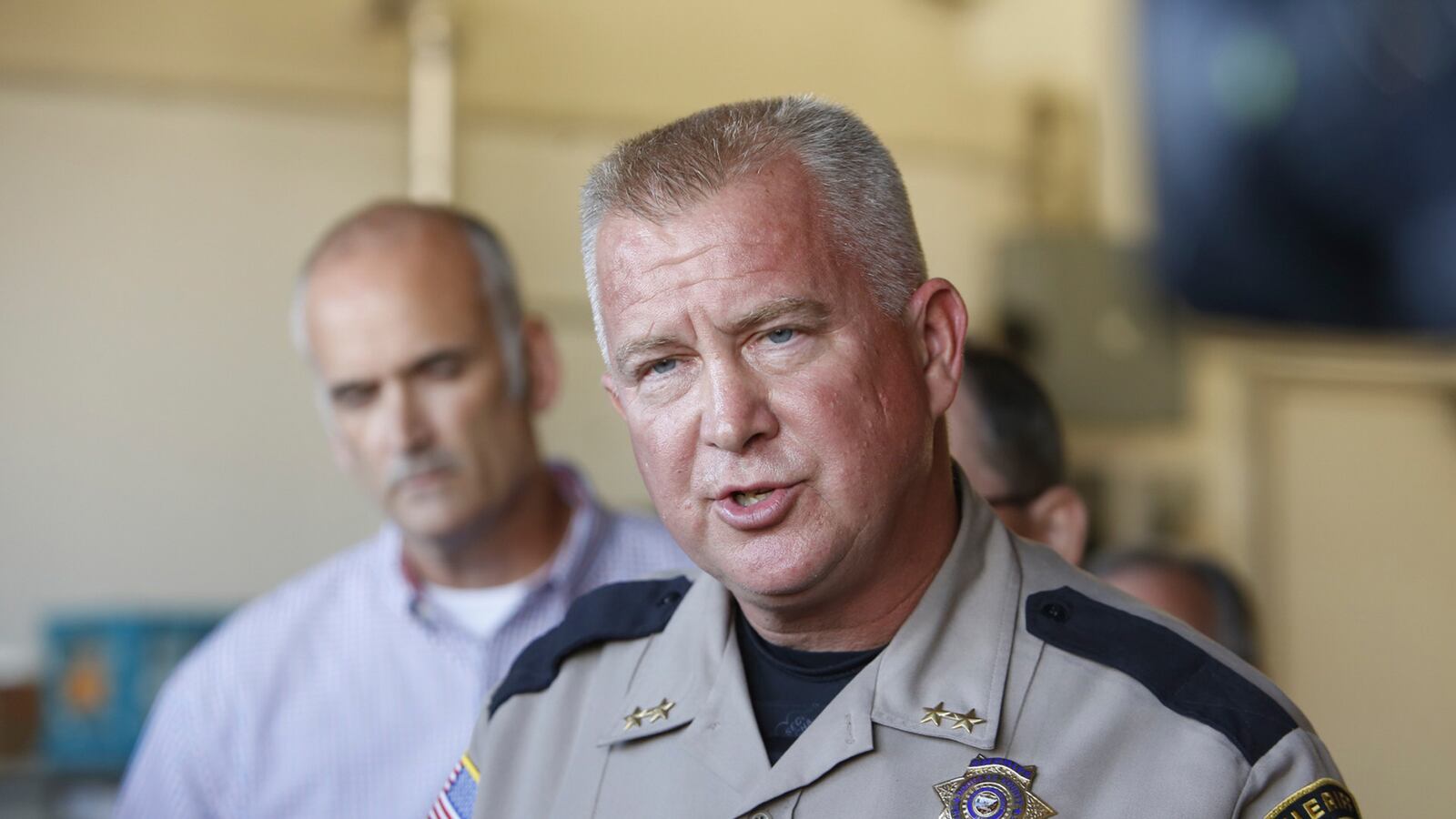 cheats/2015/10/01/sheriff-refuses-to-recognize-shooter/151001-oregon-sheriff-cheat_n34vtm