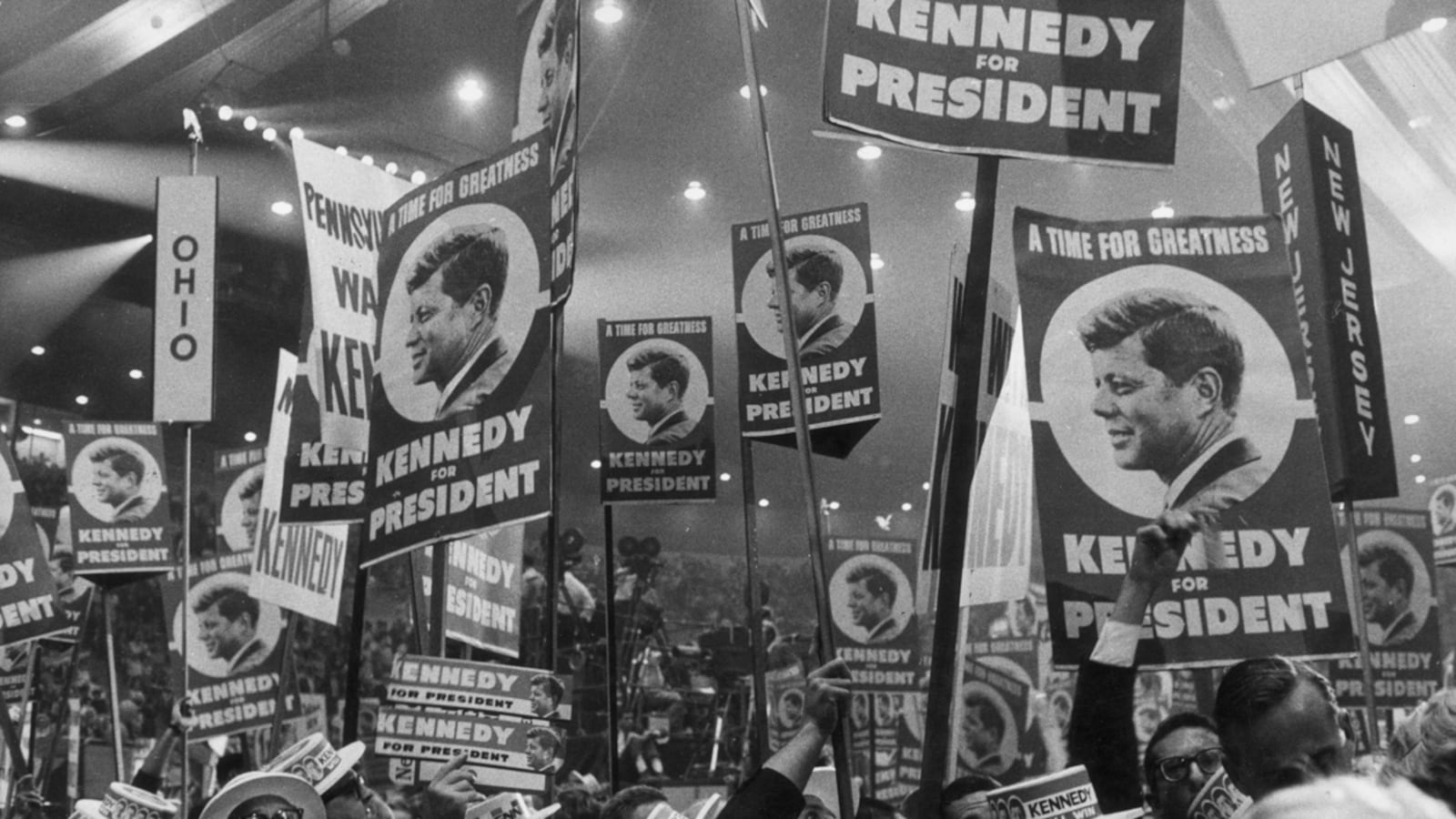 articles/2012/08/18/how-to-fix-america-s-dull-corrupt-political-conventions/frum-fix-conventions-tease-embed_pozeim