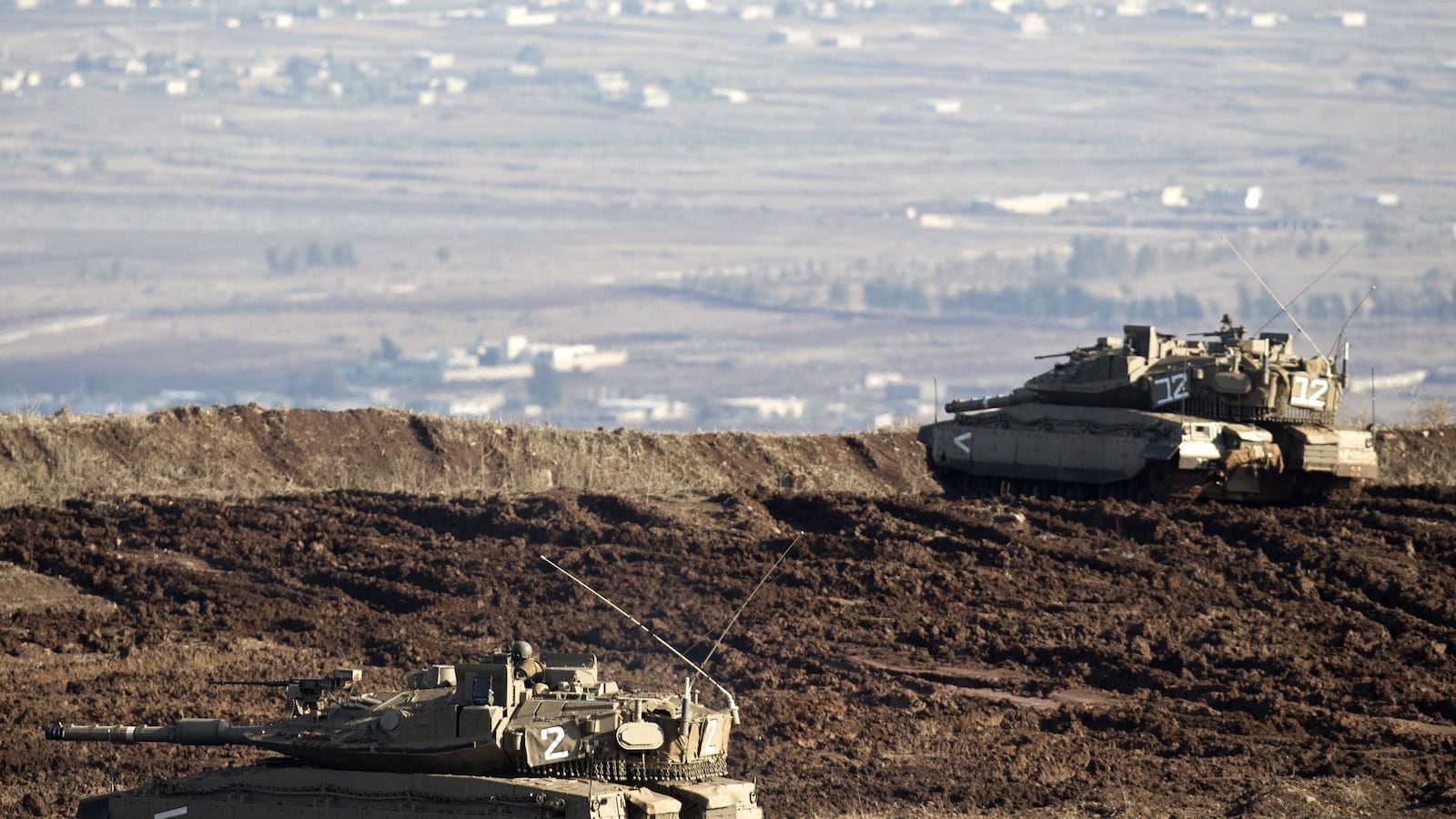 articles/2012/12/10/what-to-do-about-syria-s-crisis/syria-tanks-bhl-tease_iigirp