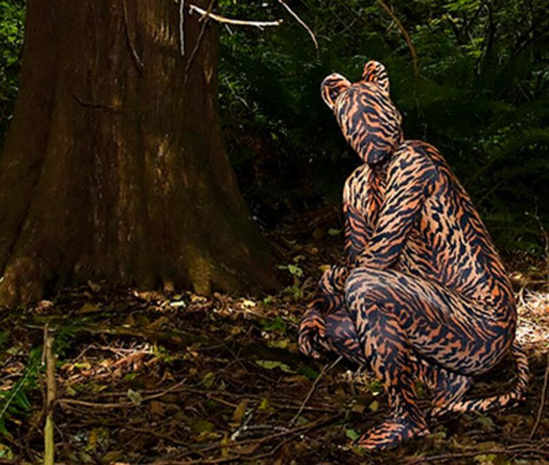 galleries/2010/02/23/zentai/zentai-7_jciye3