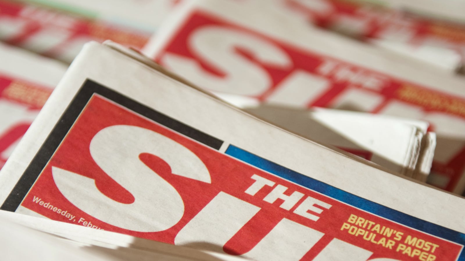 cheats/2012/02/15/police-sustained-criminality-at-murdoch-s-sun/sun-tabloid-hacking-investigation-murdoch-cheat_pftxxm