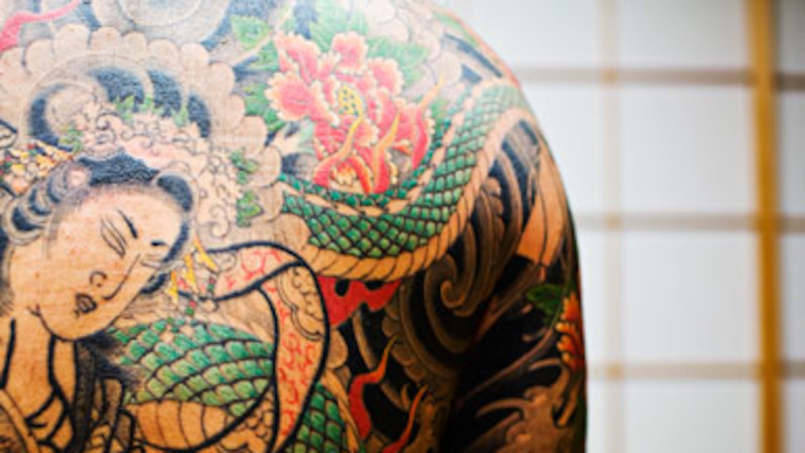 articles/2011/03/18/japanese-yakuza-aid-earthquake-relief-efforts/adelstein-yakuza_167294_afcvh6