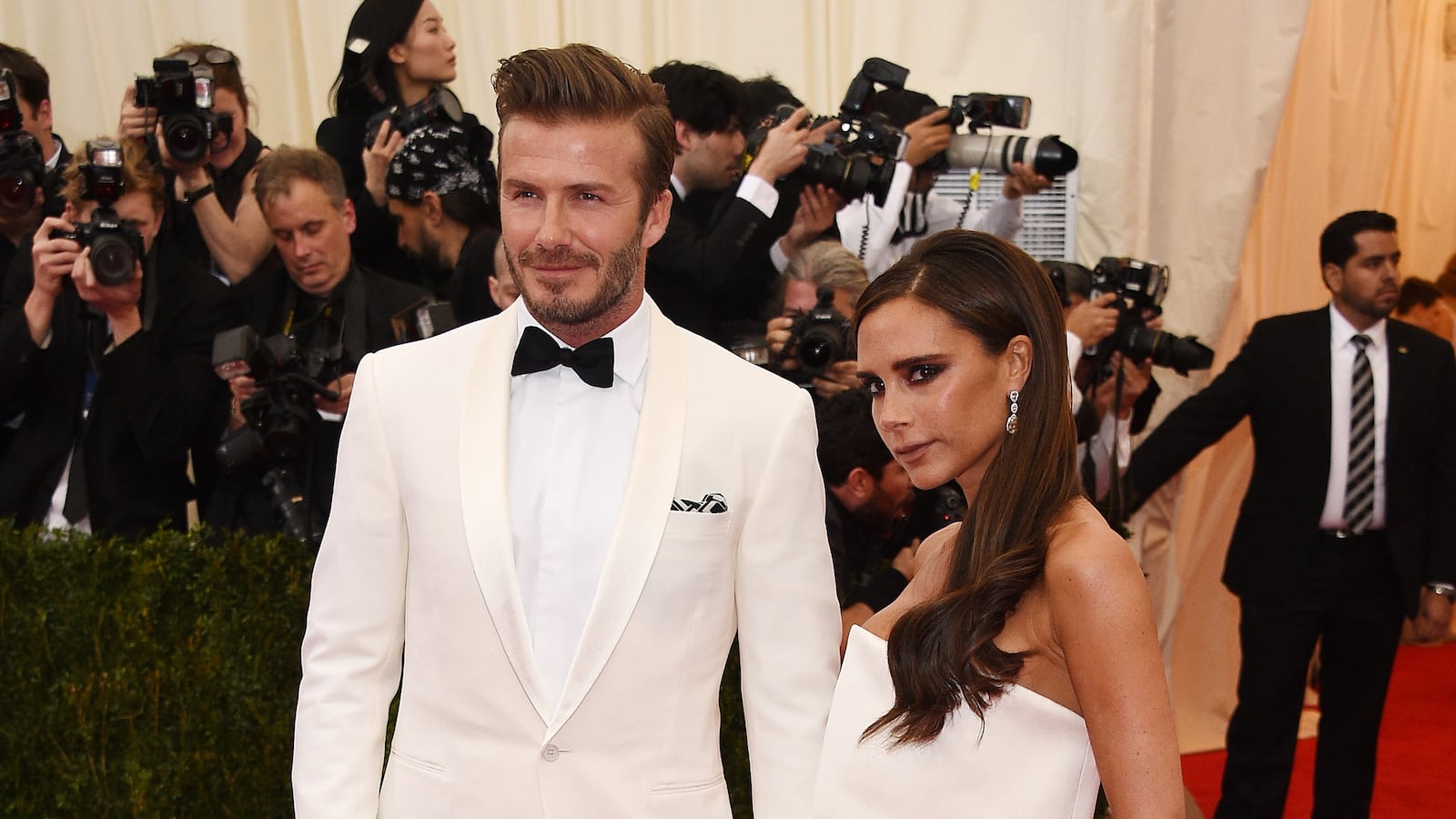 articles/2014/06/20/victoria-beckham-s-first-date-dress-rumer-willis-free-the-nipple-fundraiser/140620-beckhams-cheat_hhm4b2