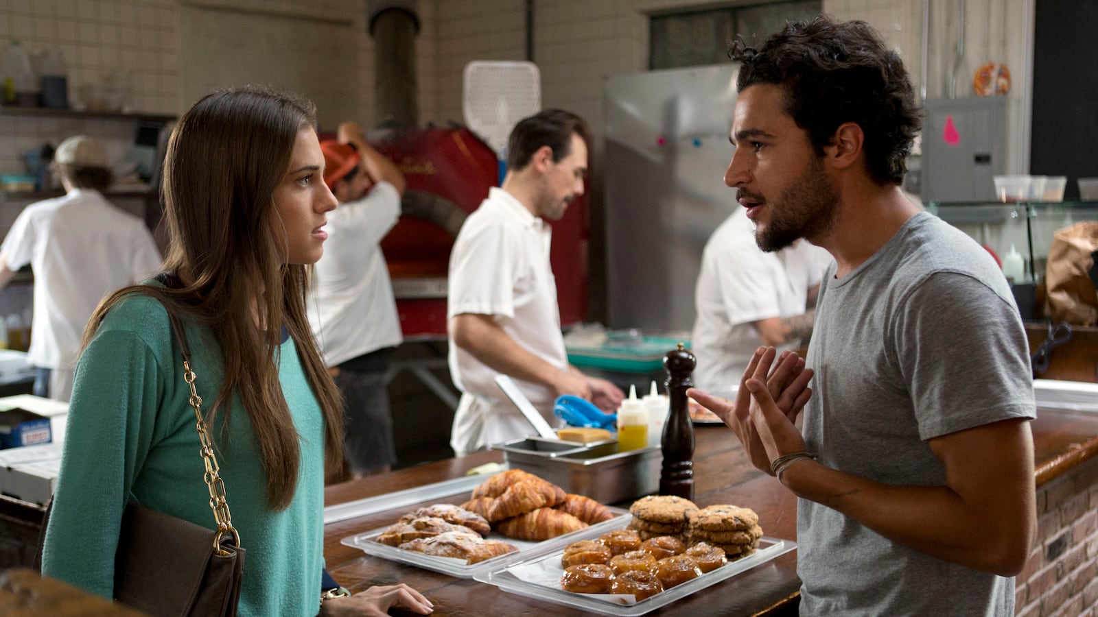 cheats/2013/04/04/cute-boy-leaves-girls/130404-girls-abbott-leaving-cheat_sxyh9v