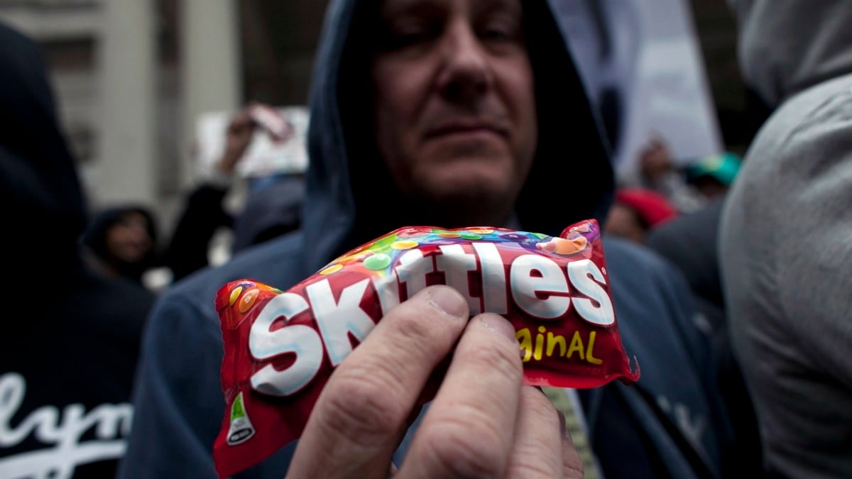 articles/2012/03/29/trayvon-martin-skittles/skittles_xjcfrl