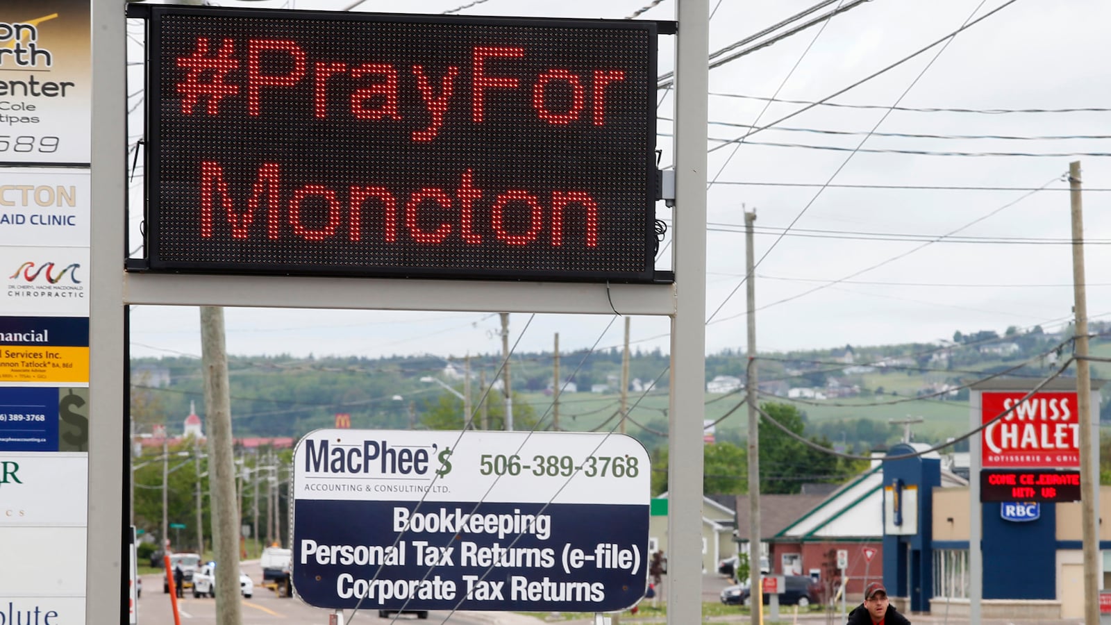 cheats/2014/06/06/manhunt-ends-in-canada/140506-moncton-cheat_u2vrlj