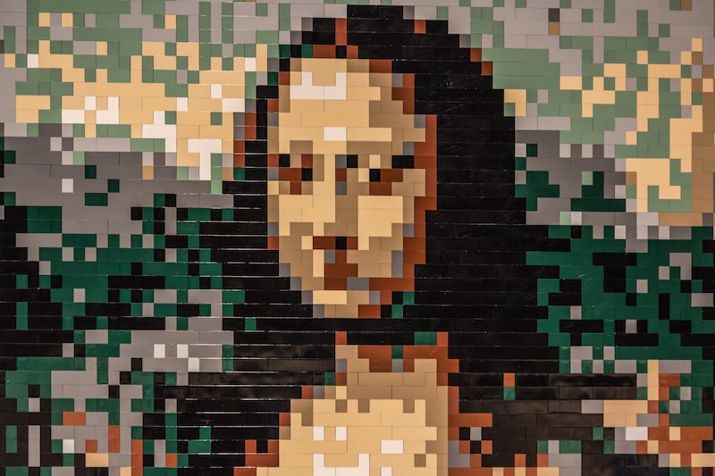 galleries/2014/02/07/20-amazing-lego-sculptures-that-will-blow-your-mind-photos/140206-lego10_hzqmqk