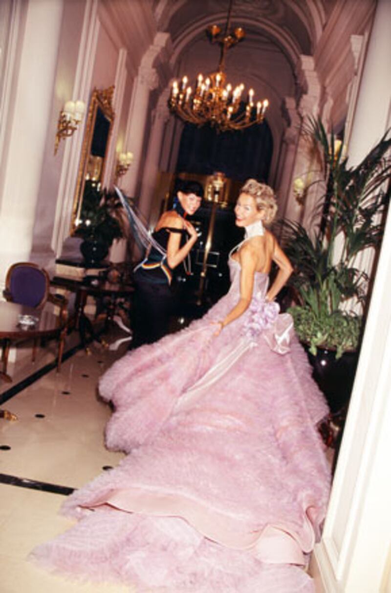 galleries/2009/12/18/backstage-dior/dior-18_tcwlls