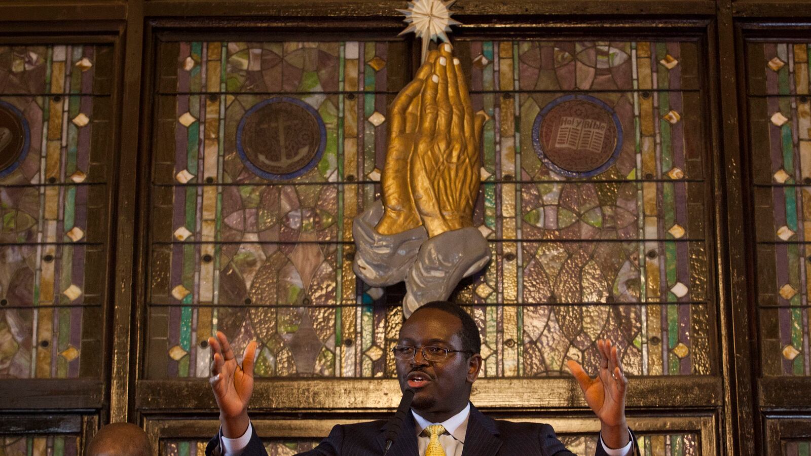 cheats/2015/06/22/obama-to-eulogize-clementa-pinckney/150622-clementa-pinckney-cheat_beauj5