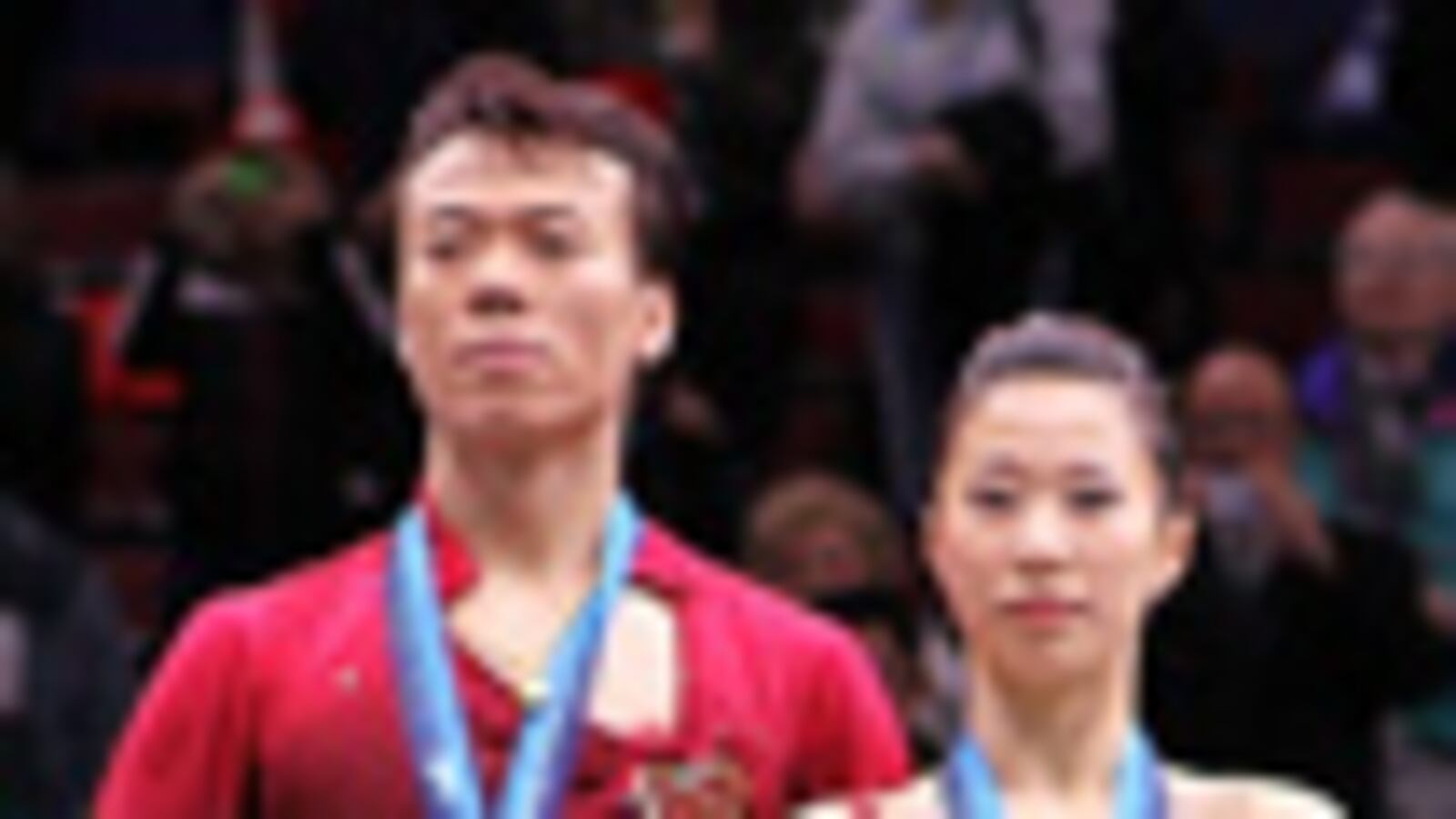 cheats/2010/02/16/chinese-pair-win-figure-skating-gold/xuezhao_vnpodu