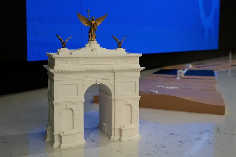 Trump's planned arch