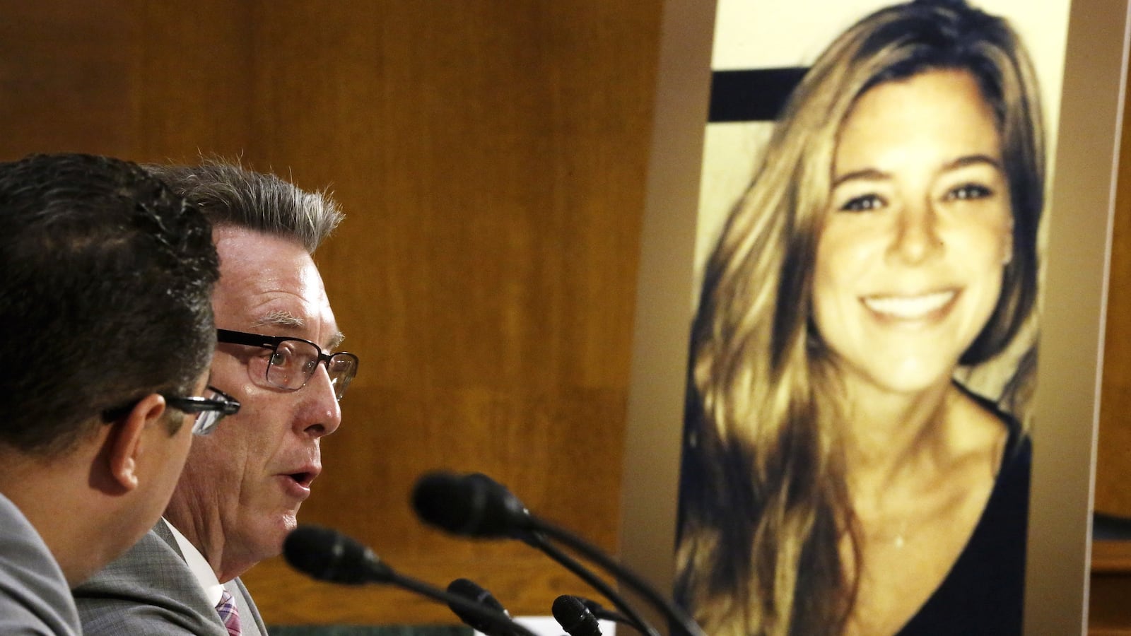 cheats/2015/08/28/expert-fatal-pier-14-shot-accident/150828-pier-14-shooting-accident-cheat_f5skfj