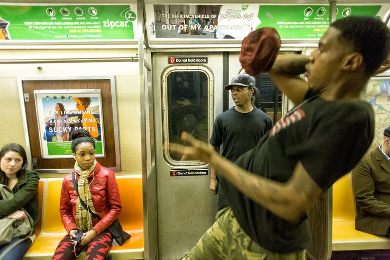galleries/2015/01/18/showtime-behind-the-scenes-with-a-new-york-city-dance-crew-photos/150116-showtime-14-5a_g7uya1