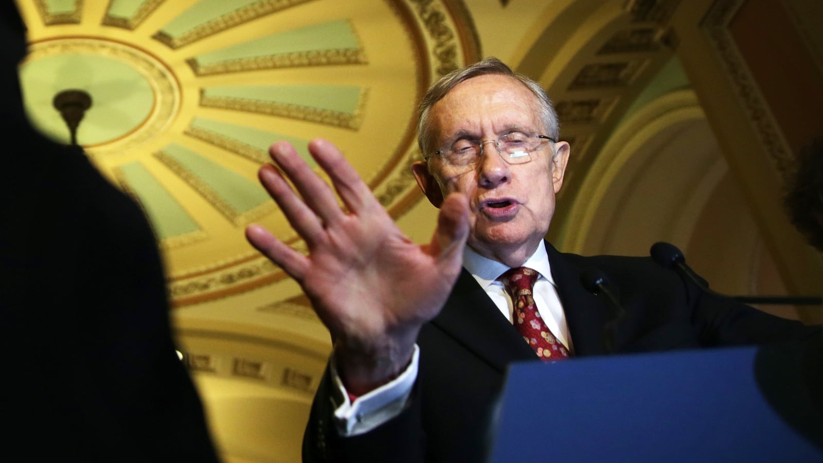articles/2013/11/20/harry-reid-prepares-to-go-nuclear-on-the-judicial-filibuster/131120-harry-reid_pguksj