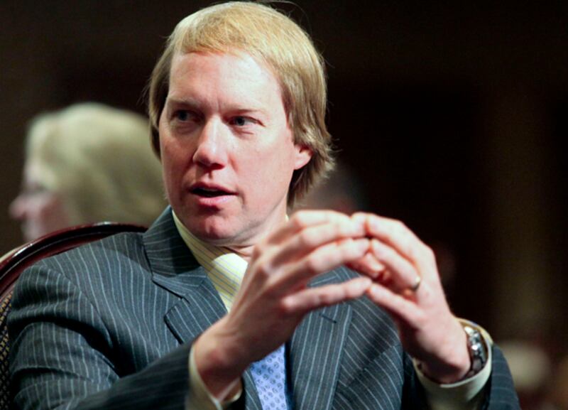 galleries/2011/12/16/ceos-with-the-highest-salaries-murdoch-and-more-photos/ceos-with-highest-salaries-gal-nelms_vva08w