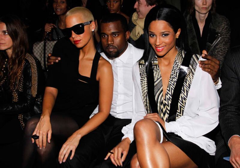 galleries/2010/01/27/fashion-week-day-1/paris-fashion-week---kanye_ghojnd