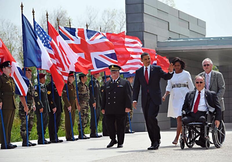 galleries/2009/06/03/photo-album-obama-s-trip-to-the-mideast-and-europe/obama-trip-d-day-5_r5myck