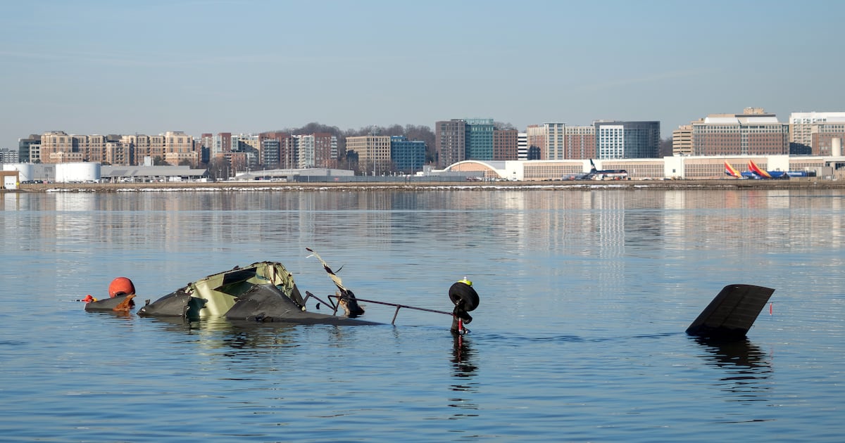 Report Reveals Fatal Mistake That Led to Deadly D.C. Plane Crash