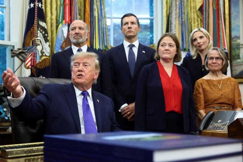 US President Donald Trump speaks during the announcement of a Minnesota company's plan to build a $15 billion steel mill in Iowa, accompanied by US Commerce Secretary Howard Lutnick, US Export-Import Bank Chairman John Jovanovic, US Representative Mariannette Miller-Meeks (R-IA) and US Representative Ashley Hinson (R-IA) at the Oval Office at the White House in Washington, D.C., US, September 28, 2026. REUTERS/Kevin Lamarque