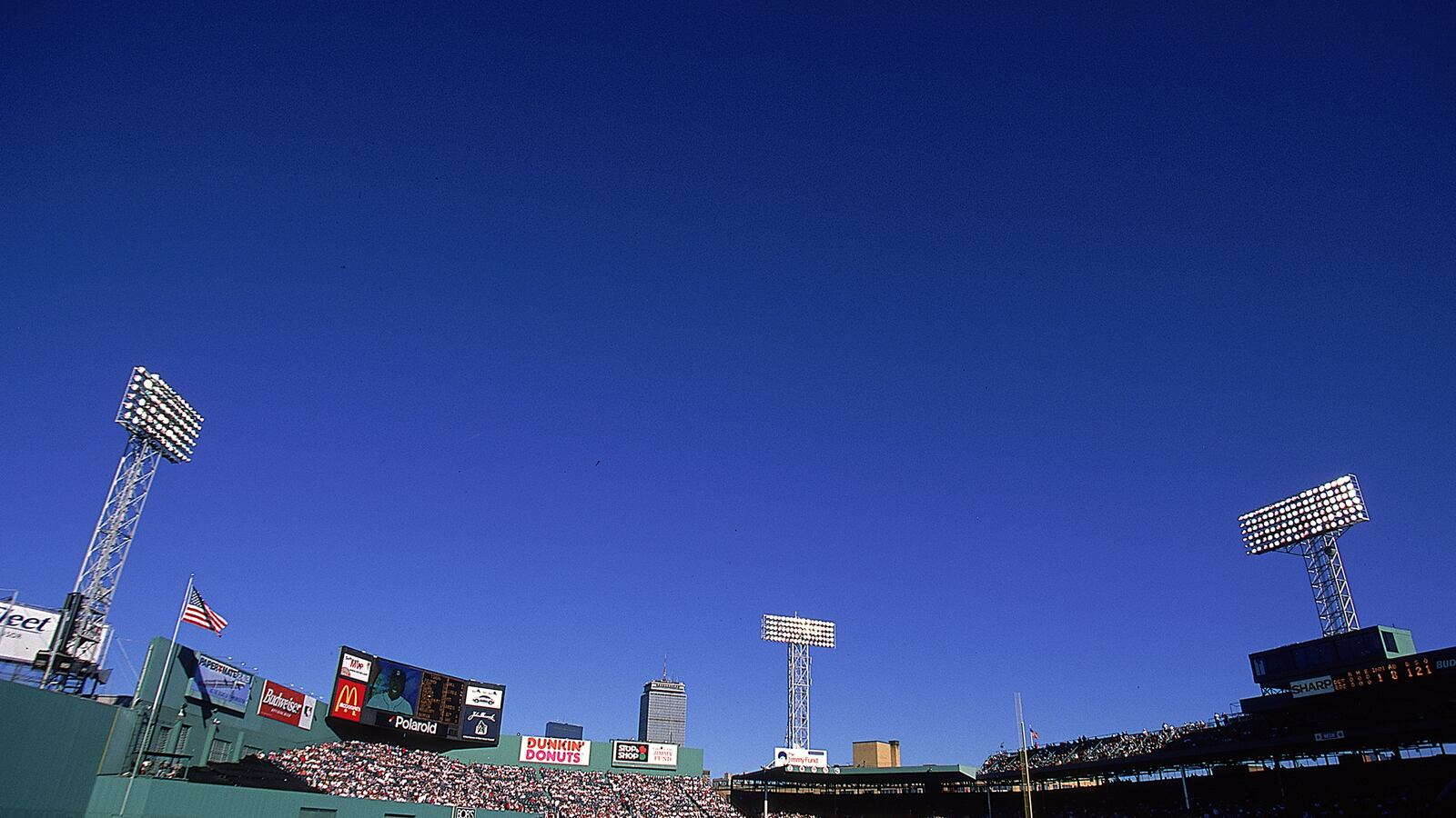 cheats/2017/05/02/orioles-jones-berated-by-racist-taunts/170502-fenway-park-orioles-harassed_blimea