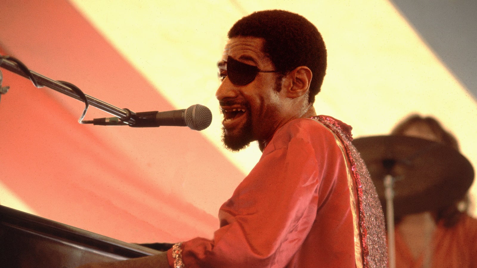 articles/2016/11/26/james-booker-was-hands-down-the-greatest-new-orleans-piano-player-ever/161122-Berry-booker-doc-tease_luv7bt