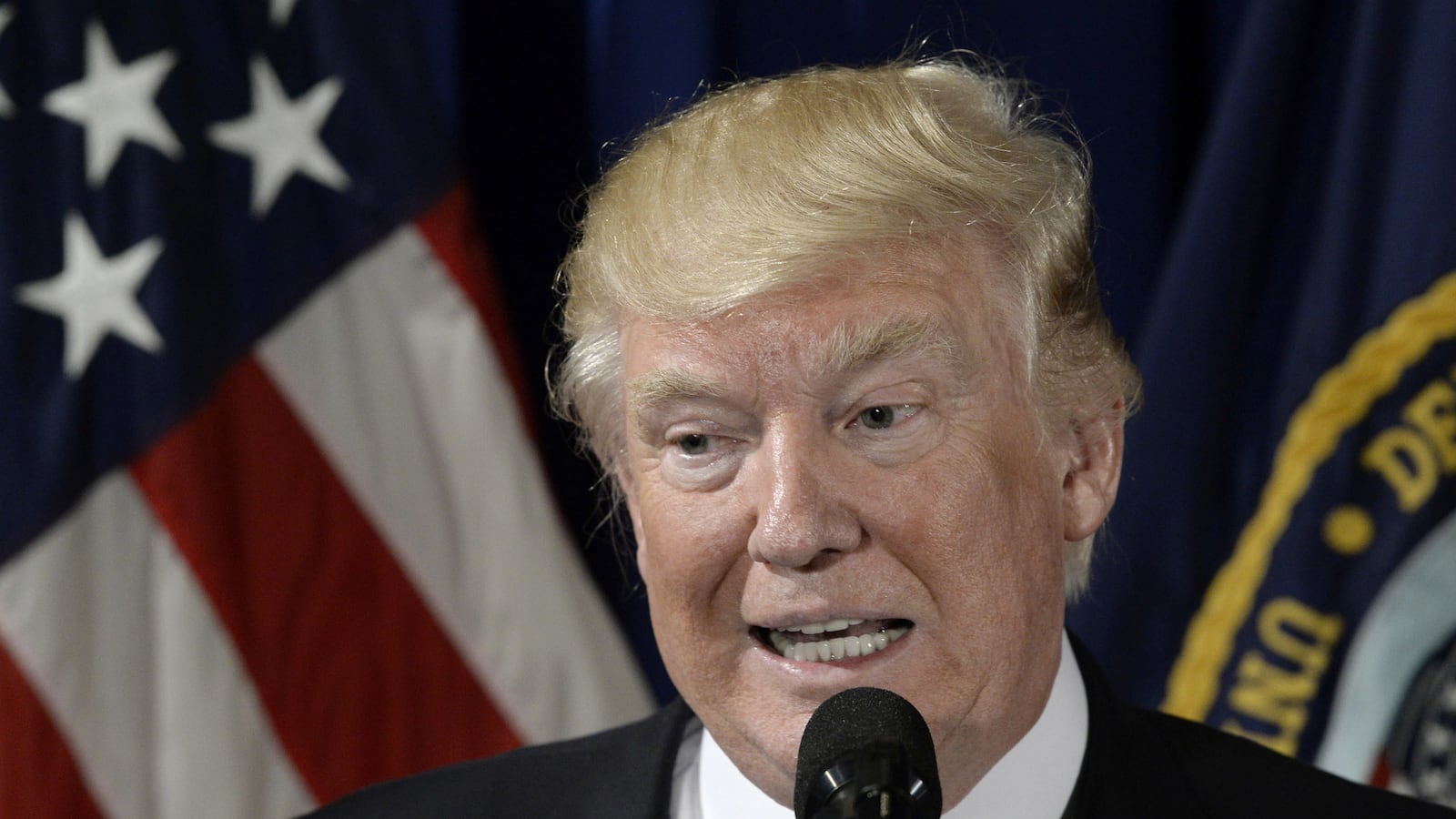 articles/2017/04/28/what-we-ve-learned-100-days-in-the-trust-deficit-is-the-core-problem/170428-Sheehy-trump-100-days-tease_bk4s1y