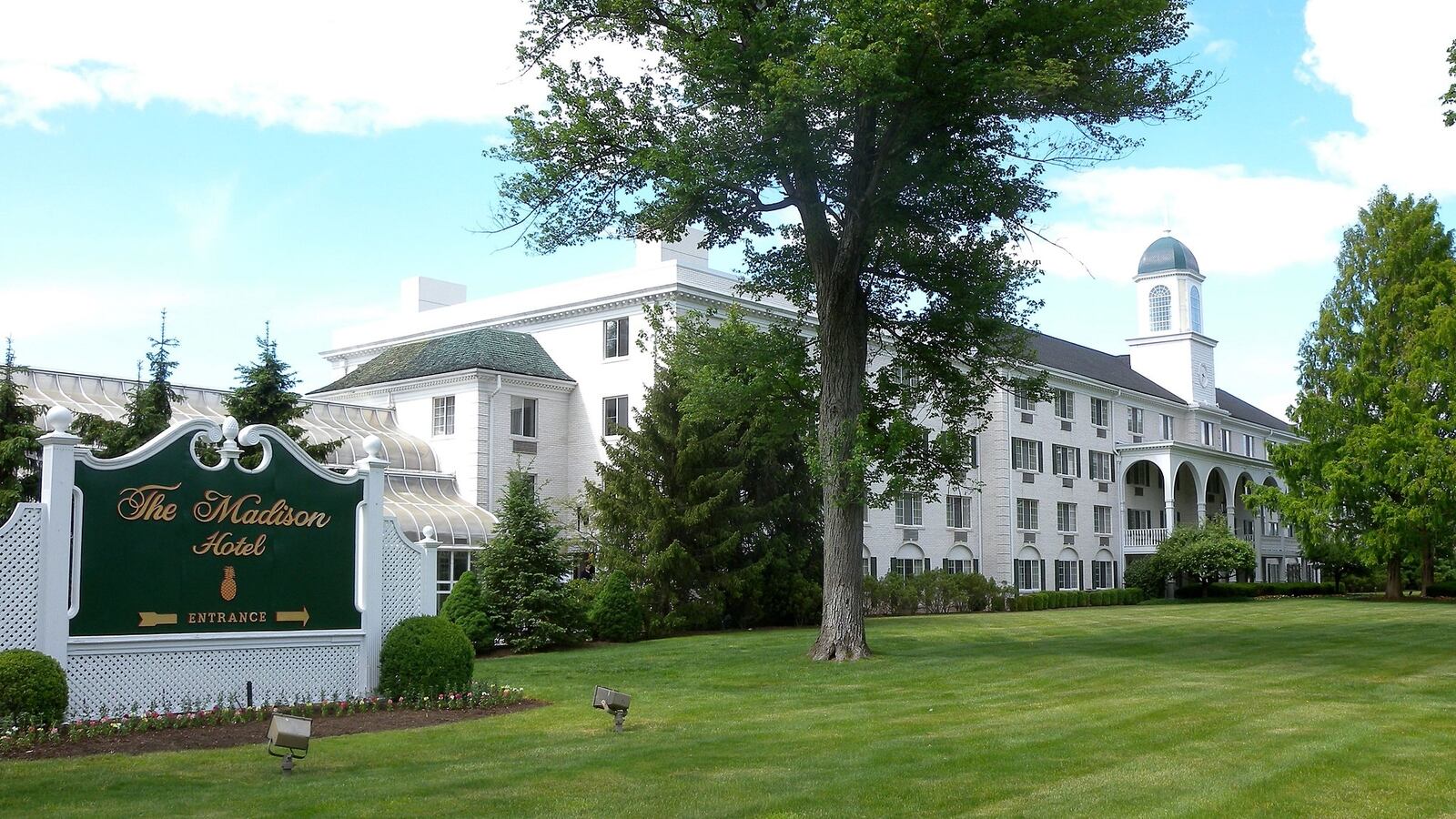 Madison_Hotel_Morristown_jeh_ugmyog