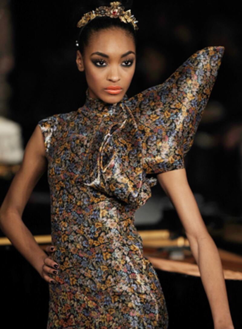 galleries/2009/02/20/zac-posen-fall-2009/zac-posen-9_s9ogr6