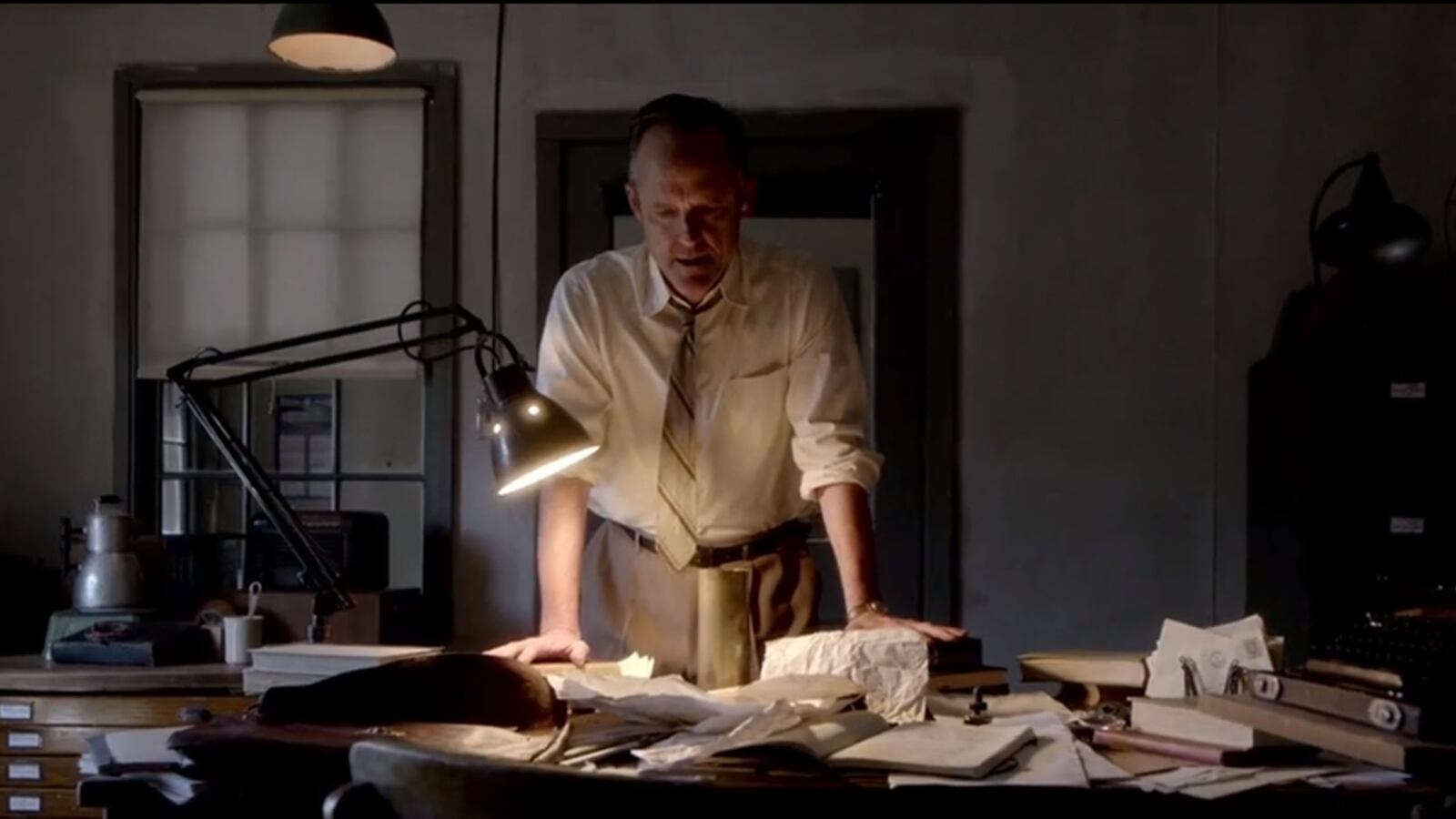 articles/2014/07/27/wgn-s-manhattan-is-summer-s-best-new-show-but-will-anyone-watch/140725-fallon-manhattan-tease_kdozbq