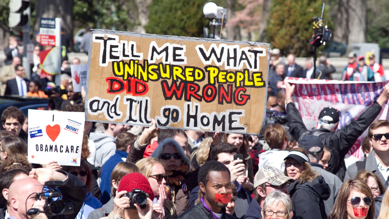 articles/2012/06/21/how-the-supreme-court-s-health-care-ruling-will-move-the-markets/obamacare-business-klein_zbpfty